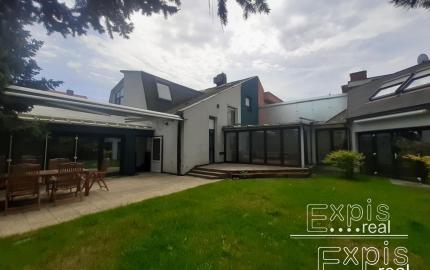 PRENÁJOM  8 izb dom so saunou Nové Mesto EXPIS REAL