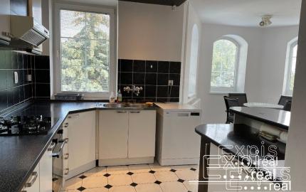 PRENÁJOM  6 izb dom s krásnym výhľadom pri lese na KOLIBE Nové mesto  EXPIS REAL