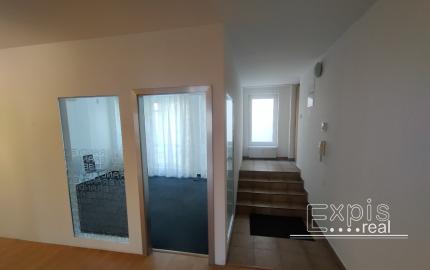 PRENÁJOM 4 izbový byt s terasou a parkovaním Staré mesto EXPISREAL