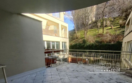PRENÁJOM 4 izbový byt s terasou a parkovaním Staré mesto EXPISREAL