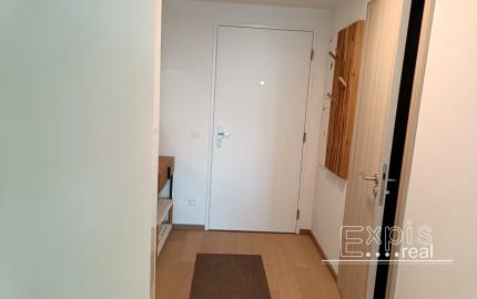 NA PRENÁJOM - Štýlový 2-izbový byt v SKY PARK  - zariadený,  s možnosťou prenájmu parkovania aj pivnice