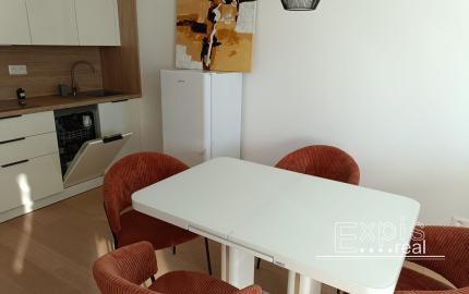 NA PRENÁJOM - Štýlový 2-izbový byt v SKY PARK  - zariadený,  s možnosťou prenájmu parkovania aj pivnice