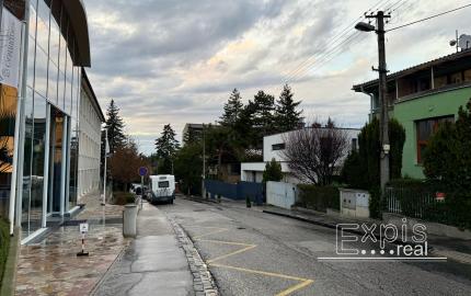 Prenájom - 4 izb. atypické bývanie v RD - EXPISreal