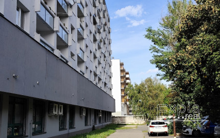 PREDAJ 2 izbový byt po rekonštrukcii - Trnavská cesta