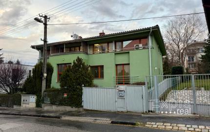 Prenájom - 4 izb. atypické bývanie v RD - EXPISreal