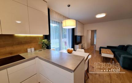 PREDAJ 2 izbový štýlový byt so záhradou Ružinov EXPISREAL