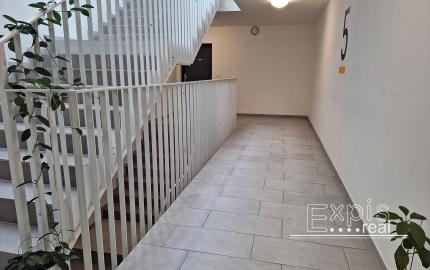 PRENÁJOM 4izb byt s veľkou terasou a parkovaním SLNEČNICE Expisreal