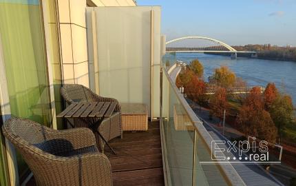 PRENAJOM 2 izbovy byt EUROVEA Expis real