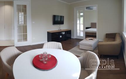 PRENÁJOM 2 izbový byt s dvomi balkónmi, Poľská ulica, Bratislava – Staré Mesto, EXPIS REAL