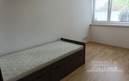 PREDAJ Rodinný dom Chorvátsky Grob, Čierna voda, EXPIS REAL