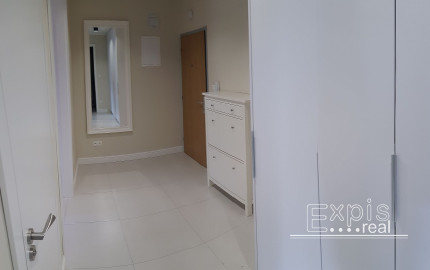 PRENÁJOM 2 izbový byt s dvomi balkónmi, Poľská ulica, Bratislava – Staré Mesto, EXPIS REAL