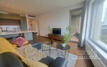 PRENÁJOM 2izb byt SKYPARK s výhľadom na hrad Bottova Staré mesto EXPISREAL