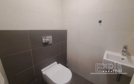 PRENÁJOM 2izb byt SKYPARK s výhľadom na hrad Bottova Staré mesto EXPISREAL