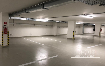 PRENÁJOM 2izb byt SKYPARK s výhľadom na hrad Bottova Staré mesto EXPISREAL