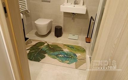 NA PRENÁJOM - Štýlový 2-izbový byt v SKY PARK  - zariadený,  s možnosťou prenájmu parkovania aj pivnice