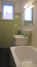 PRENÁJOM 2 izb. byt s balkónom, pri HRADE, Krátka ul., BA Staré Mesto EXPIS REAL