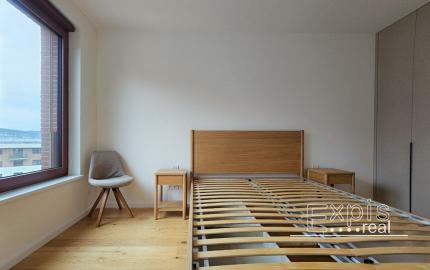 PRENÁJOM 2izb dogfriendly byt s balkónom a parkovaním Zwirn NIVY Expisreal