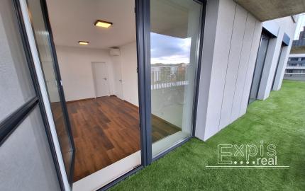 PRENÁJOM 4izb veľkometrážny byt s terasou a parkovaním SLNEČNICE Expisreal