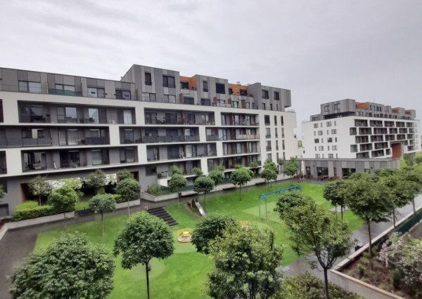 DOPYT 4 izb byt Slnečnice Petržalka EXPISREAL