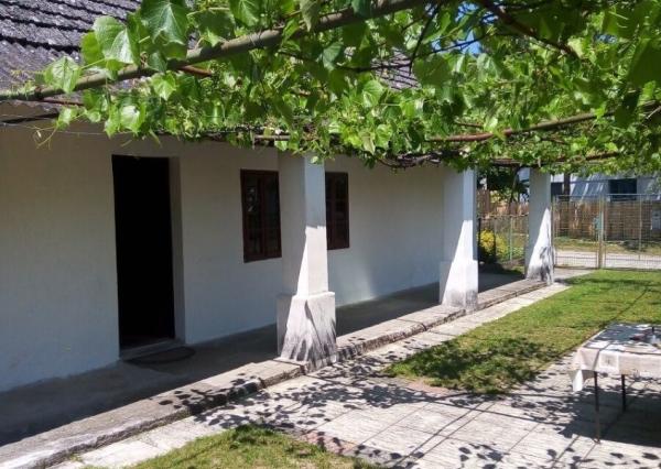 PREDAJ – VIDIECKY DOM, CHALUPA  TOMKY – EXPISREAL