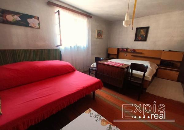 PREDAJ – VIDIECKY DOM, CHALUPA  TOMKY – EXPISREAL