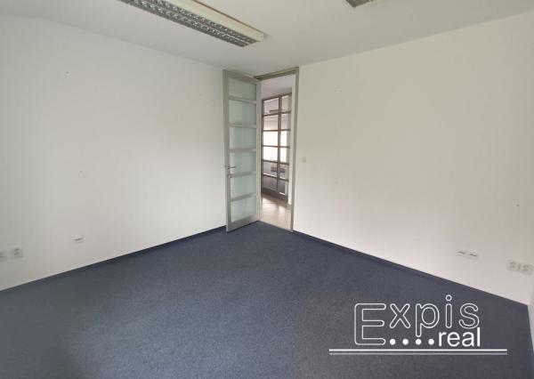 PRENÁJOM - Kancelárske priestory v RD - EXPISreal