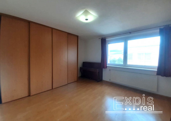 PREDANÉ 4izb veľký byt s výhľadom novostavba DOMINANT  Petržalka  EXPIS REAL