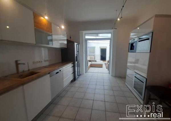 PRENÁJOM  8 izb dom so saunou Nové Mesto EXPIS REAL