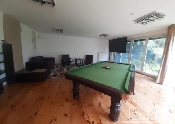 PRENÁJOM  8 izb dom so saunou Nové Mesto EXPIS REAL