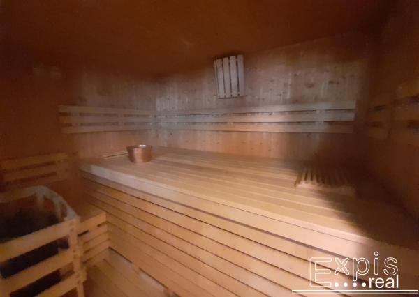 PRENÁJOM  8 izb dom so saunou Nové Mesto EXPIS REAL