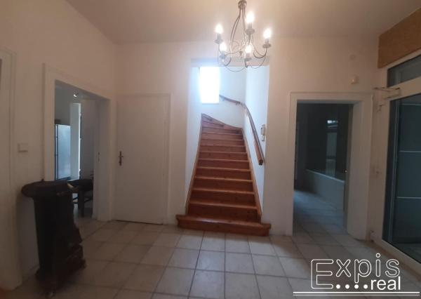 PRENÁJOM  8 izb dom so saunou Nové Mesto EXPIS REAL