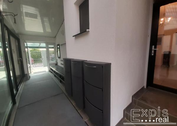 PRENÁJOM  8 izb dom so saunou Nové Mesto EXPIS REAL