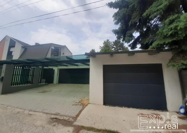 PRENÁJOM  8 izb dom so saunou Nové Mesto EXPIS REAL