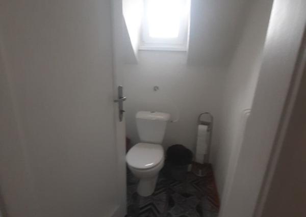 PRENÁJOM  5 izb priestranný RD vhodný aj na kancelárie Prievoz Ružinov EXPIS REAL