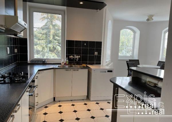 PRENÁJOM  6 izb dom s krásnym výhľadom pri lese na KOLIBE Nové mesto  EXPIS REAL