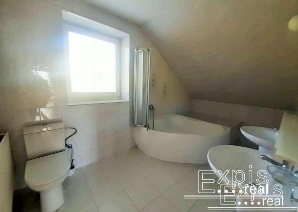 PRENÁJOM  6 izb dom s krásnym výhľadom pri lese na KOLIBE Nové mesto  EXPIS REAL