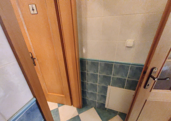 PRENÁJOM 4 izbový byt s terasou a parkovaním Staré mesto EXPISREAL