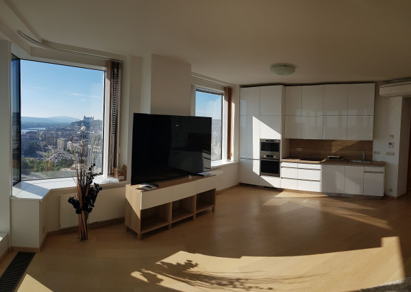PRENÁJOM 3 izb byt s loggiou Panorama city, Bratislava II., Nivy,  EXPIS REAL