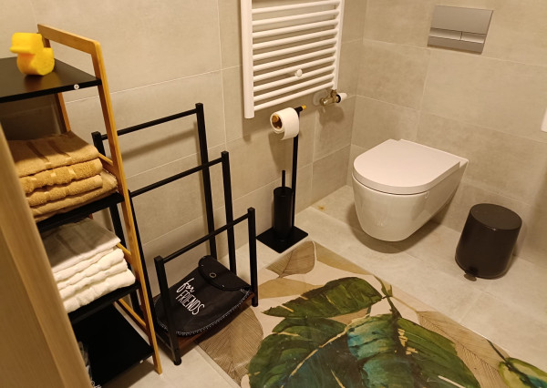 NA PRENÁJOM - Štýlový 2-izbový byt v SKY PARK  - zariadený,  s možnosťou prenájmu parkovania aj pivnice