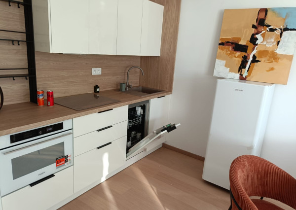 NA PRENÁJOM - Štýlový 2-izbový byt v SKY PARK  - zariadený,  s možnosťou prenájmu parkovania aj pivnice