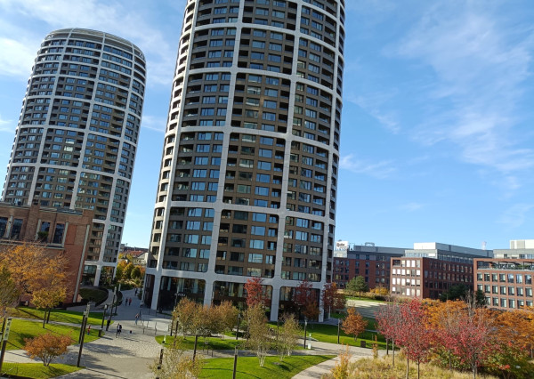 NA PRENÁJOM - Štýlový 2-izbový byt v SKY PARK  - zariadený,  s možnosťou prenájmu parkovania aj pivnice