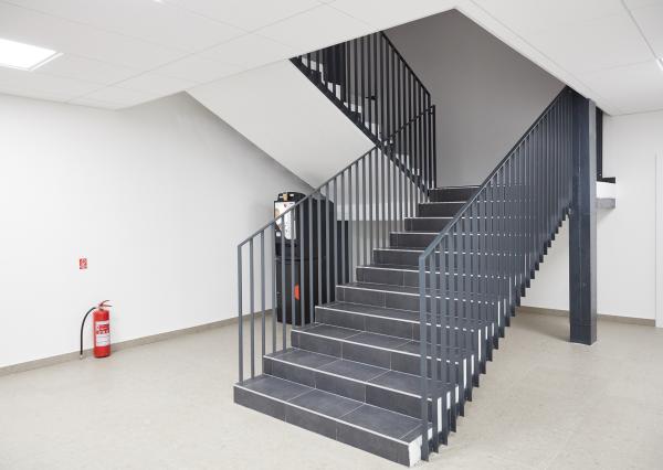 PRENÁJOM kancelársky priestor 15 až 28m2 Bratislava Dúbravka Polianky - EXPISREAL