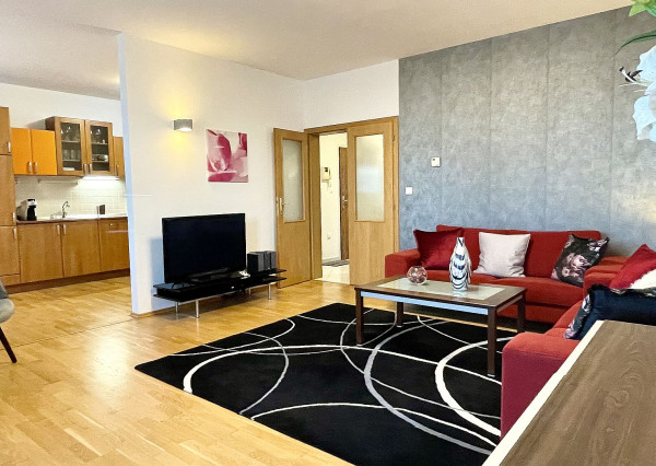 PRENÁJOM 3 izb. byt s parkingom, Kýčerského ulica, BA Staré Mesto Expis real