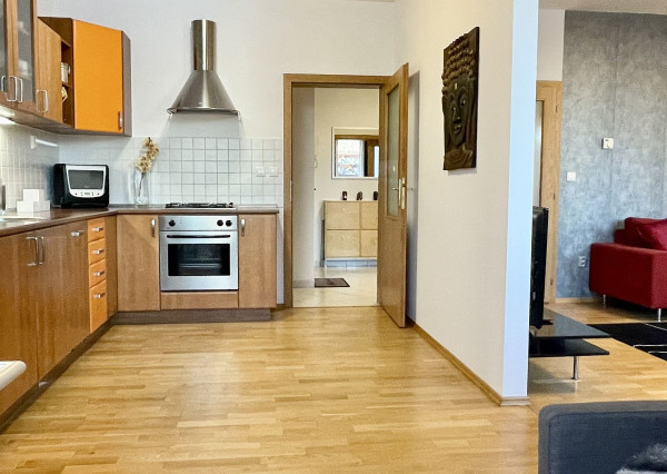 PRENÁJOM 3 izb. byt s parkingom, Kýčerského ulica, BA Staré Mesto Expis real