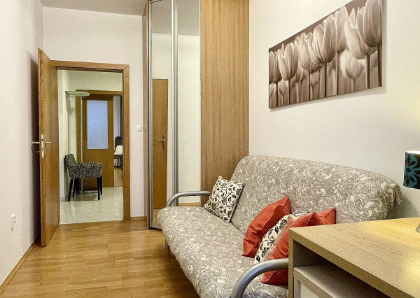 PRENÁJOM 3 izb. byt s parkingom, Kýčerského ulica, BA Staré Mesto Expis real