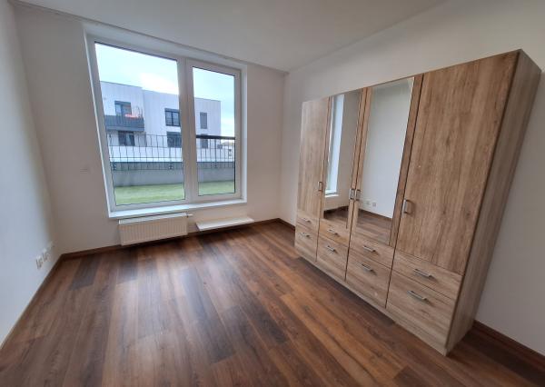 PRENÁJOM 4izb veľkometrážny byt s terasou a parkovaním SLNEČNICE Expisreal