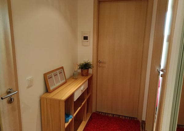 PRENAJOM 2 izbovy byt EUROVEA Expis real