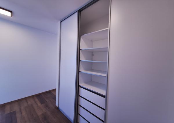 PRENÁJOM 4izb veľkometrážny byt s terasou a parkovaním SLNEČNICE Expisreal