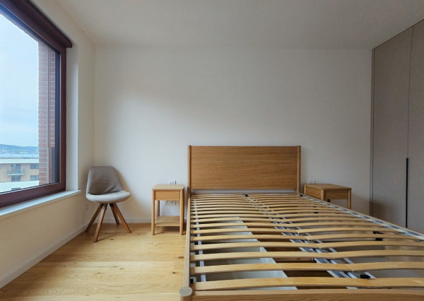 PRENÁJOM 2izb dogfriendly byt s balkónom a parkovaním Zwirn NIVY Expisreal