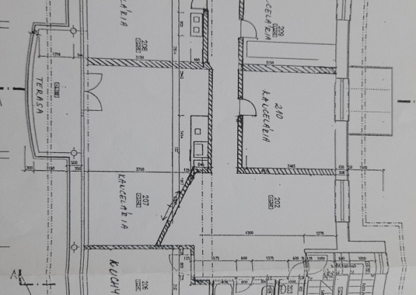 Prenájom kancelárske priestory v RD - EXPISreal
